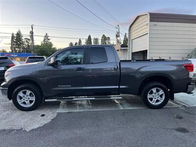 2011 Toyota Tundra Grade 4X4 - Photo 2 - Beaverton, OR 97005