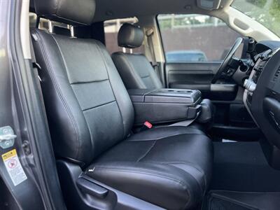 2011 Toyota Tundra Grade 4X4 - Photo 12 - Beaverton, OR 97005