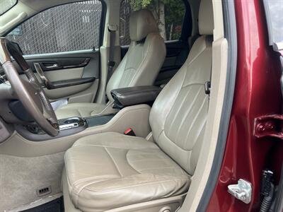 2015 GMC Acadia Denali AWD   - Photo 9 - Beaverton, OR 97005