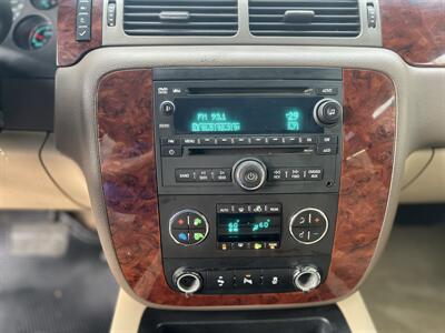 2012 Chevrolet Suburban LT 4X4 - Photo 16 - Beaverton, OR 97005