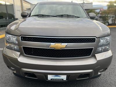 2012 Chevrolet Suburban LT 4X4 - Photo 8 - Beaverton, OR 97005