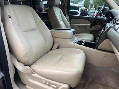 2012 Chevrolet Suburban LT 4X4 - Photo 14 - Beaverton, OR 97005