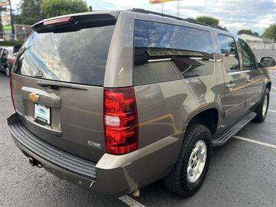 2012 Chevrolet Suburban LT 4X4 - Photo 5 - Beaverton, OR 97005