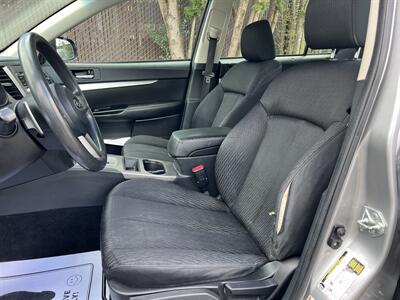 2010 Subaru Outback 2.5i   - Photo 7 - Beaverton, OR 97005
