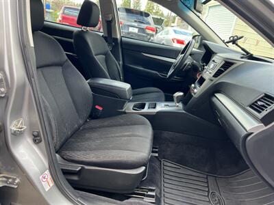 2010 Subaru Outback 2.5i   - Photo 11 - Beaverton, OR 97005