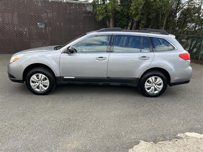 2010 Subaru Outback 2.5i   - Photo 2 - Beaverton, OR 97005