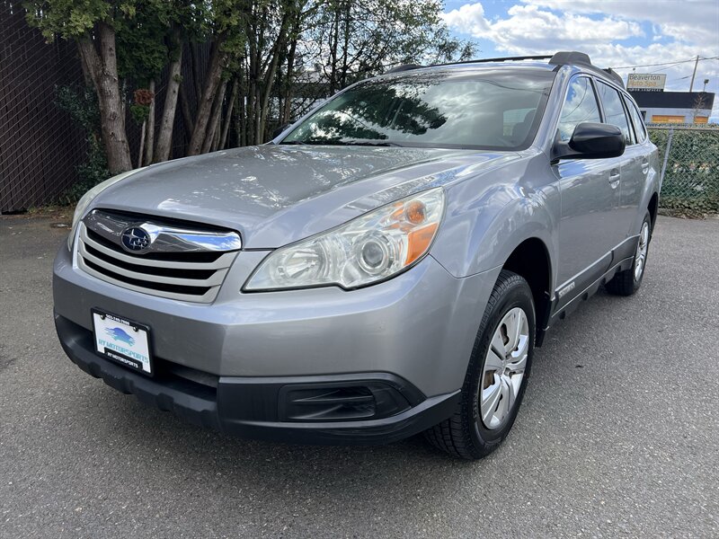 2010 Subaru Outback 2.5i  