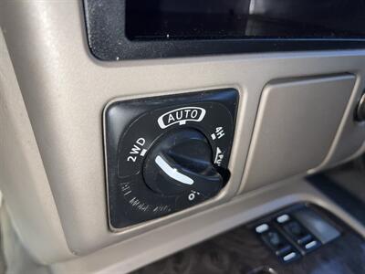 2004 Nissan Pathfinder LE Platinum 4X4 - Photo 15 - Beaverton, OR 97005