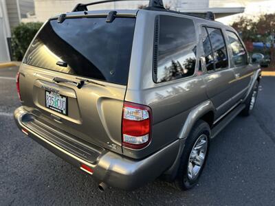 2004 Nissan Pathfinder LE Platinum 4X4 - Photo 5 - Beaverton, OR 97005