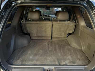 2004 Nissan Pathfinder LE Platinum 4X4 - Photo 11 - Beaverton, OR 97005
