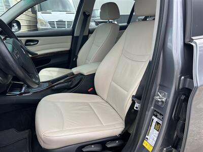 2011 BMW 328i xDrive - Photo 9 - Beaverton, OR 97005