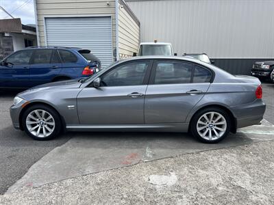 2011 BMW 328i xDrive - Photo 2 - Beaverton, OR 97005