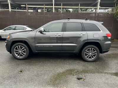 2018 Jeep Grand Cherokee Limited   - Photo 2 - Beaverton, OR 97005