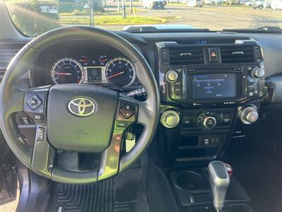 2019 Toyota 4Runner TRD Off-Road Premium 4x4   - Photo 14 - Beaverton, OR 97005