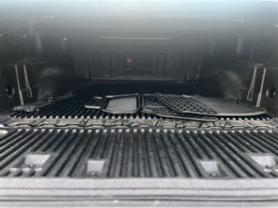 2015 GMC Sierra 1500 SLT 4X4 - Photo 11 - Beaverton, OR 97005