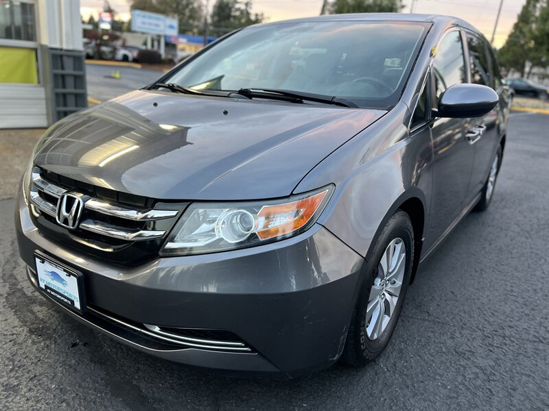 2016 Honda Odyssey SE   - Photo 1 - Beaverton, OR 97005