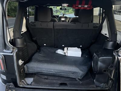 2013 Jeep Wrangler Unlimited Sport Manual - Photo 11 - Beaverton, OR 97005