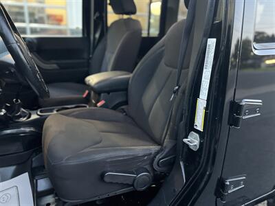 2013 Jeep Wrangler Unlimited Sport Manual - Photo 9 - Beaverton, OR 97005