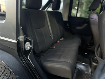 2013 Jeep Wrangler Unlimited Sport Manual - Photo 12 - Beaverton, OR 97005