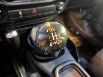 2013 Jeep Wrangler Unlimited Sport Manual - Photo 17 - Beaverton, OR 97005