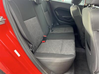 2012 Ford Fiesta SE - Photo 12 - Beaverton, OR 97005