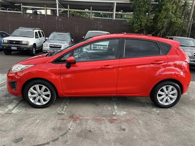 2012 Ford Fiesta SE - Photo 2 - Beaverton, OR 97005