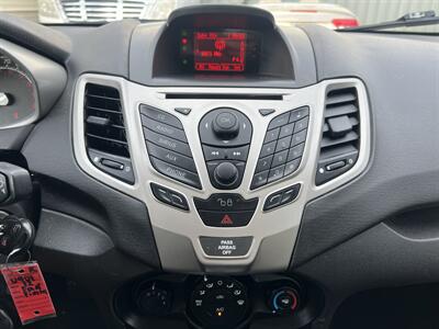 2012 Ford Fiesta SE - Photo 16 - Beaverton, OR 97005