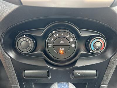 2012 Ford Fiesta SE - Photo 17 - Beaverton, OR 97005