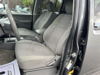 2017 Nissan Frontier SV 4X4 - Photo 9 - Beaverton, OR 97005