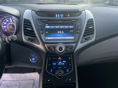 2014 Hyundai Elantra Limited   - Photo 15 - Beaverton, OR 97005