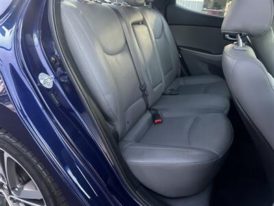 2014 Hyundai Elantra Limited   - Photo 12 - Beaverton, OR 97005