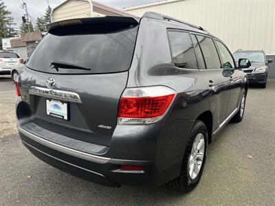 2012 Toyota Highlander AWD - Photo 5 - Beaverton, OR 97005