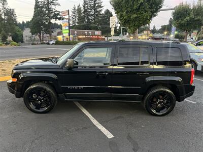 2012 Jeep Patriot Latitude - Photo 2 - Beaverton, OR 97005