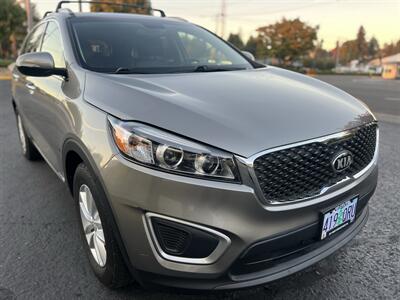 2017 Kia Sorento LX V6 AWD   - Photo 7 - Beaverton, OR 97005