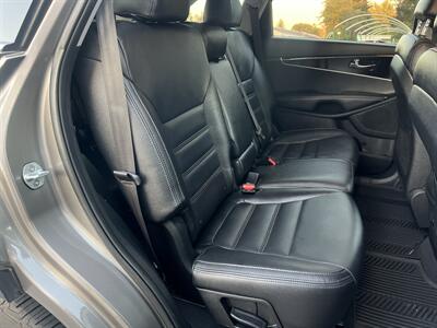 2017 Kia Sorento LX V6 AWD   - Photo 13 - Beaverton, OR 97005