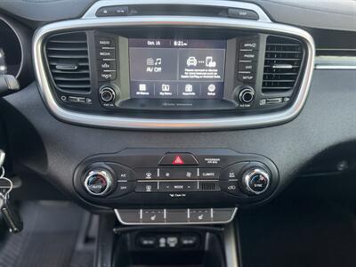 2017 Kia Sorento LX V6 AWD   - Photo 17 - Beaverton, OR 97005