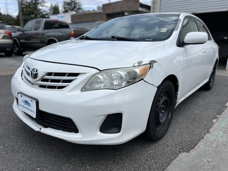 2013 Toyota Corolla LE   - Photo 1 - Beaverton, OR 97005