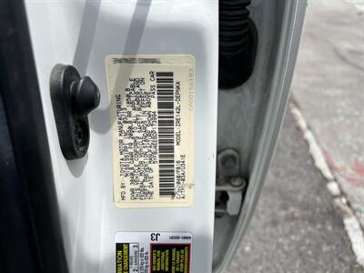 2013 Toyota Corolla LE - Photo 18 - Beaverton, OR 97005
