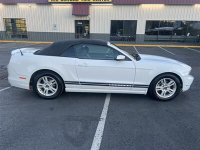 2014 Ford Mustang Premium - Photo 6 - Beaverton, OR 97005