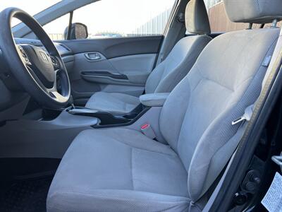2012 Honda Civic LX   - Photo 9 - Beaverton, OR 97005