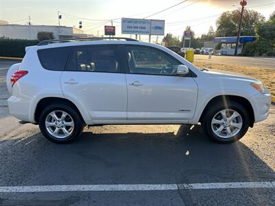 2011 Toyota RAV4 Limited - Photo 5 - Beaverton, OR 97005