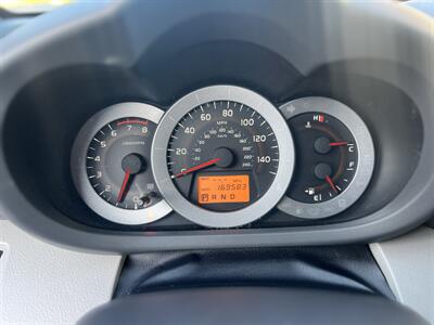 2011 Toyota RAV4 Limited - Photo 12 - Beaverton, OR 97005