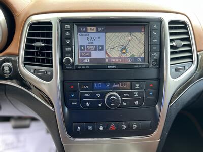 2012 Jeep Grand Cherokee Overland 4X4   - Photo 15 - Beaverton, OR 97005