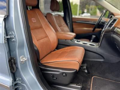 2012 Jeep Grand Cherokee Overland 4X4   - Photo 13 - Beaverton, OR 97005