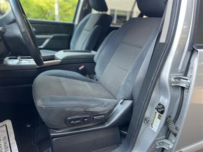 2015 Nissan Armada SV 4X4 - Photo 9 - Beaverton, OR 97005
