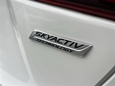 2016 Mazda MAZDA3 i Sport - Photo 14 - Beaverton, OR 97005