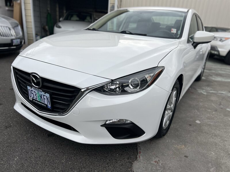 2016 Mazda MAZDA3 i Sport  