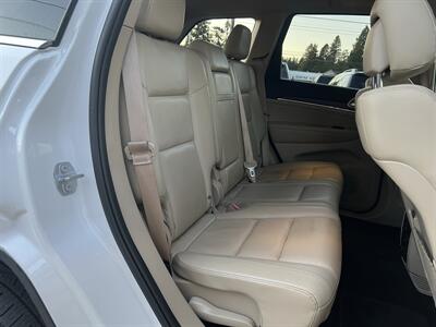 2017 Jeep Grand Cherokee Limited 4X4   - Photo 12 - Beaverton, OR 97005