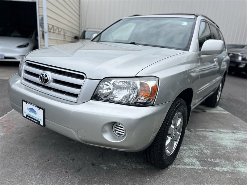 2004 Toyota Highlander AWD   - Photo 1 - Beaverton, OR 97005