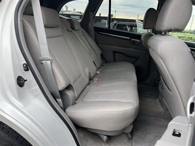 2007 Hyundai Santa Fe SE 7 SEATER - Photo 12 - Beaverton, OR 97005